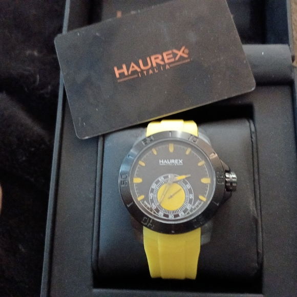 Italian made mens casual watch.   NEW  never worn - Picture 7 of 8